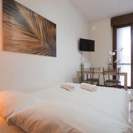 Apartament Primopiano - Comasina *